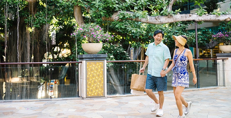 Waikiki Destination couple Waikiki Destination