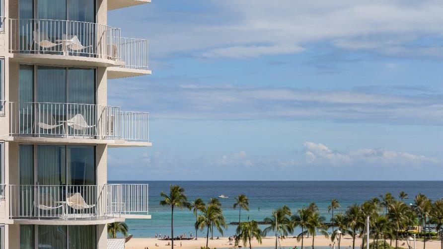 Hilton Grand Vacations Hawaii Resort, stunning private oceanview balcony. 
