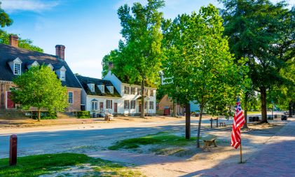 Quaint historic main street, colonial row homes, Williamsburg, Virginia. 