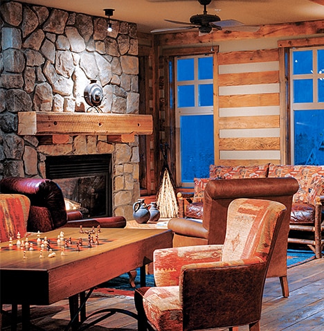 Embarc Panorama public sitting area