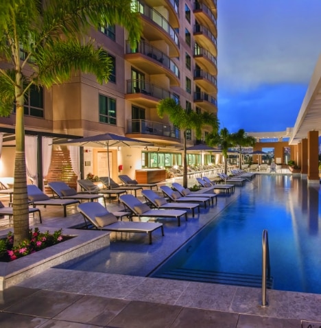 The Grand Islander, a Hilton Grand Vacations Club